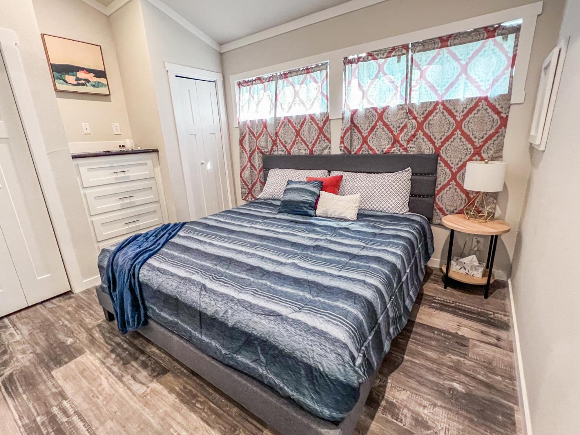 Private Tiny Home Royal Ridge Getaway Dış mekan fotoğraf
